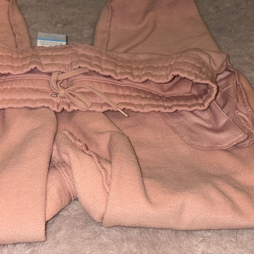 Womens Preloved Salmon Columbia Draw String Joggers w white logo going down leg - Picture 10 of 13
